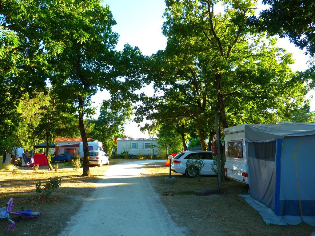 Готель Camping La Maurie Сен-Жорж-д'Олерон Екстер'єр фото